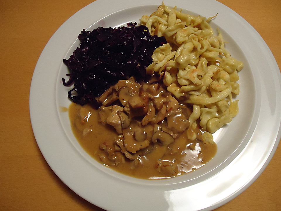 Geschnetzeltes Schweinefleisch Mit Champignons In Sahneso E Von Lk