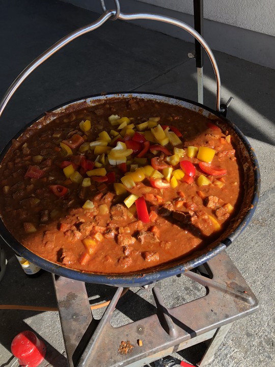 Gulaschsuppe Im Kessel Oder Topf Von FredJupiter Chefkoch