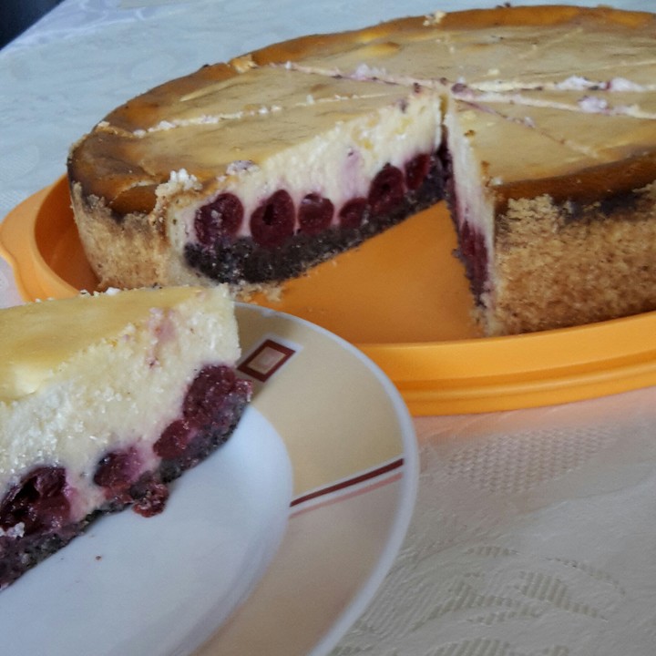 Mohn Käsekuchen mit Kirschen von krikri Chefkoch