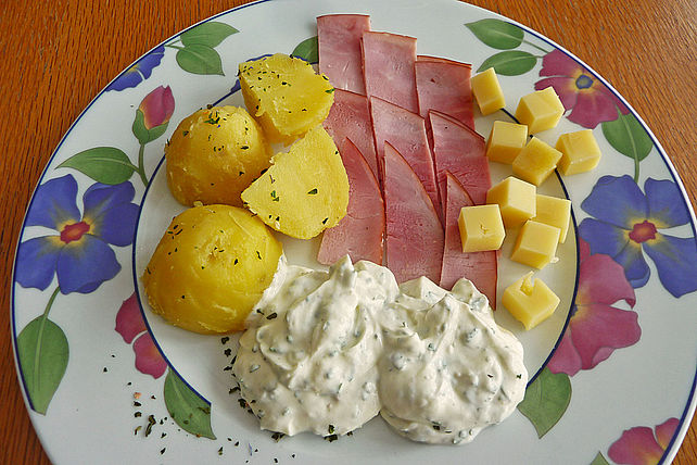 Pellkartoffeln Mit Kr Uterquark Und Schinken Von Missitalia Chefkoch