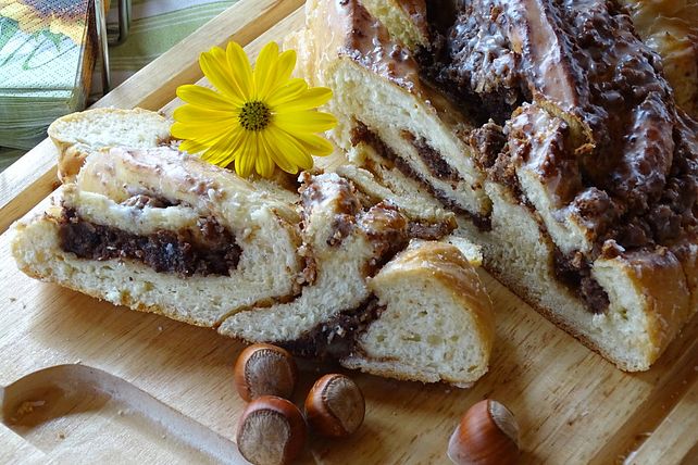 Gartenliebes Wonnige Mandel Nuss Schlemmerei Mit Marzipan Und Nutella