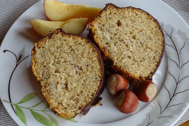 Apfel Nuss R Hrkuchen Mit Schokoguss Von Trekneb Chefkoch