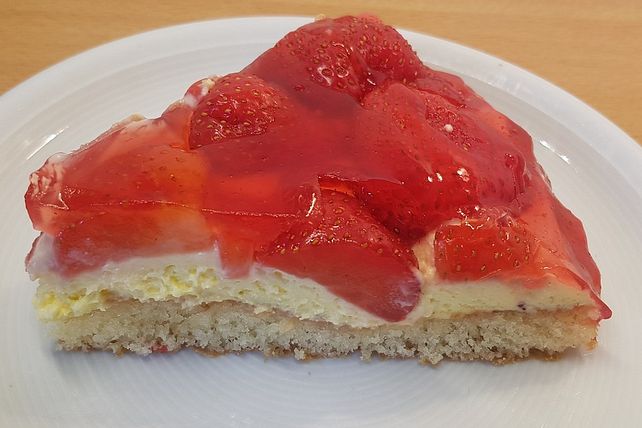 Erdbeertorte Mit Schmand Vanillecreme Chefkoch