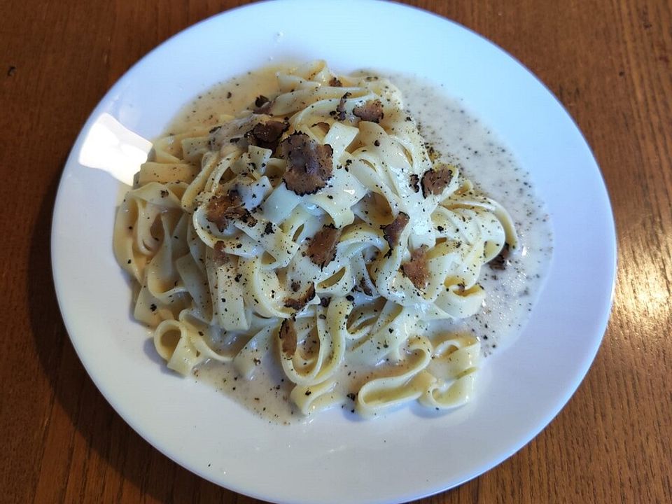 Tagliatelle Cacio E Pepe Mit Tr Ffel Von Cedriccooks Chefkoch