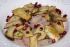Stachelkürbis mit Pilzen und Granatapfel