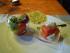 Amuse bouche: Geschmorte Balsamico-Tomaten, Wassermelone mit Büffelmozzarella und Parmesancräcker