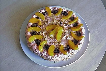 Pfirsich-Sahne-Torte (Bild)
