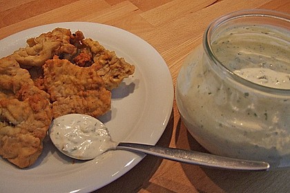 Sauce zu Backfisch (Bild)
