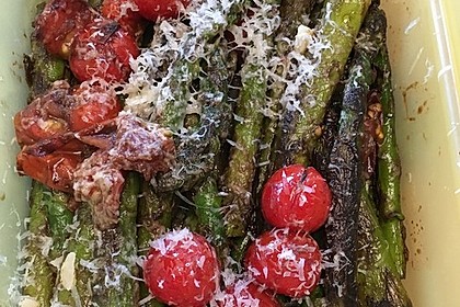 gebratener grüner spargel mit balsamico