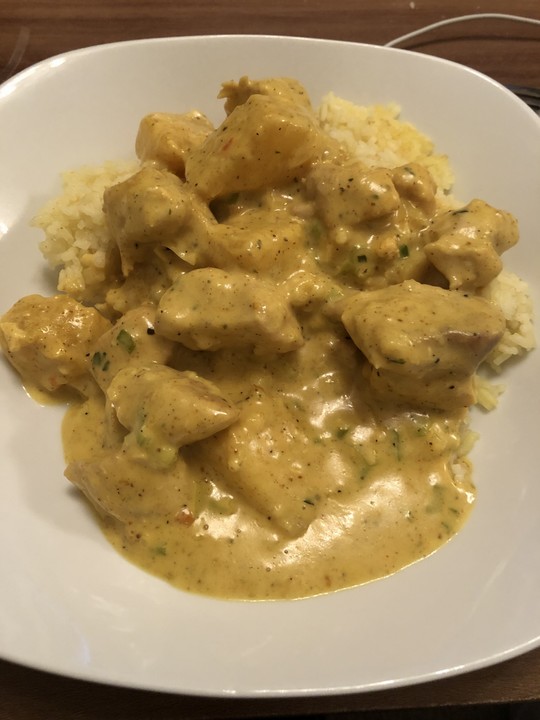 Hähnchen-Ananas-Curry mit Reis von Hot-as-Hell | Chefkoch Hähnchen-Ananas-Curry mit Reis von Hot-as-Hell | Chefkoch