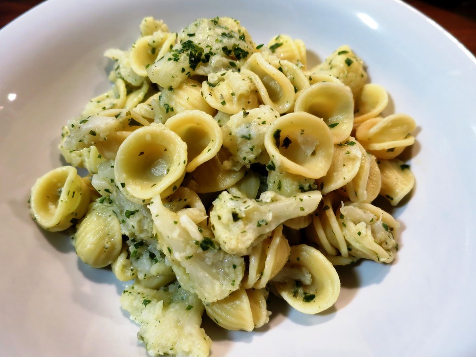 Italienische Nudeln mit Blumenkohl von haselina | Chefkoch Italienische Nudeln mit Blumenkohl von haselina | Chefkoch