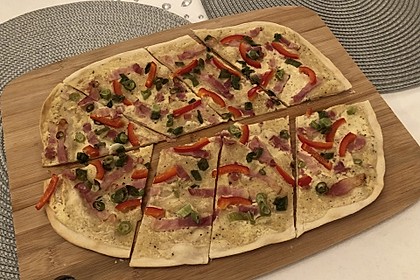 Einfacher Flammkuchen (Bild)