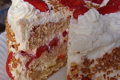 Erdbeer-Rhabarber-Torte (Bild)