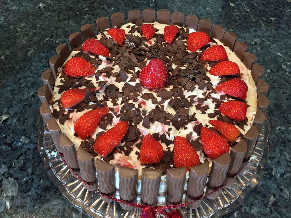 Yogurette-Torte von angelkrissi | Chefkoch Yogurette-Torte von angelkrissi | Chefkoch