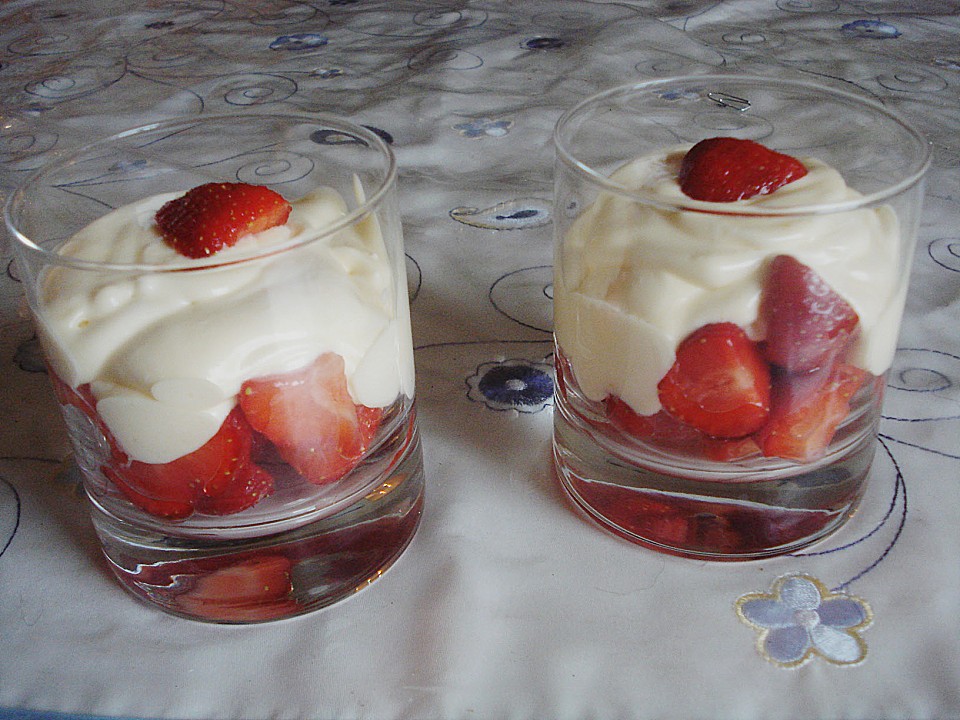 Mascarpone - Dessert mit Erdbeeren von bluebandit | Chefkoch
