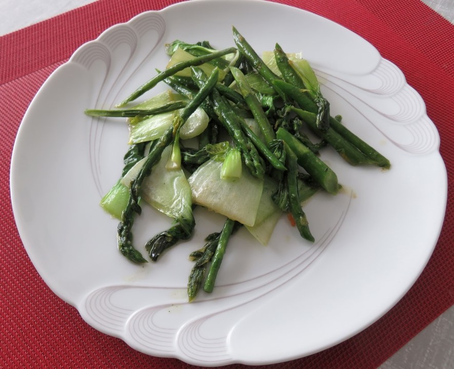 Spargel-Pak Choi-Gemüse von francette | Chefkoch