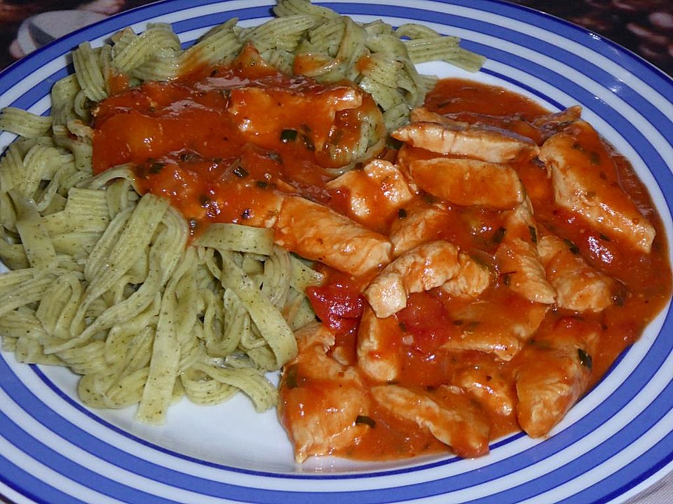 Hähnchenragout mit Tomaten - Sahne von DreiSternekoch | Chefkoch