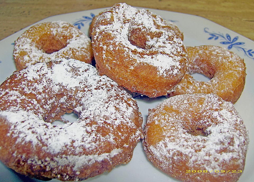 Original amerikanische Buttermilch - Donuts von Nicky0110 | Chefkoch