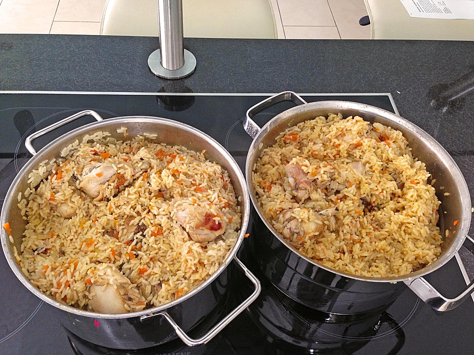 Plov - russische Reispfanne mit Hähnchen von iny26 | Chefkoch Plov - russische Reispfanne mit Hähnchen von iny26 | Chefkoch