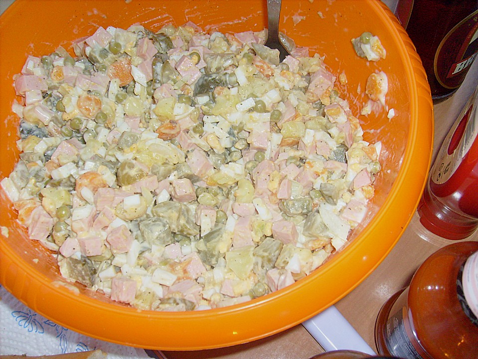Russischer Wintersalat von Mayawaya | Chefkoch Russischer Wintersalat von Mayawaya | Chefkoch