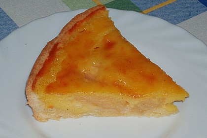 Spritzige Apfeltorte mit Sekt (Bild)