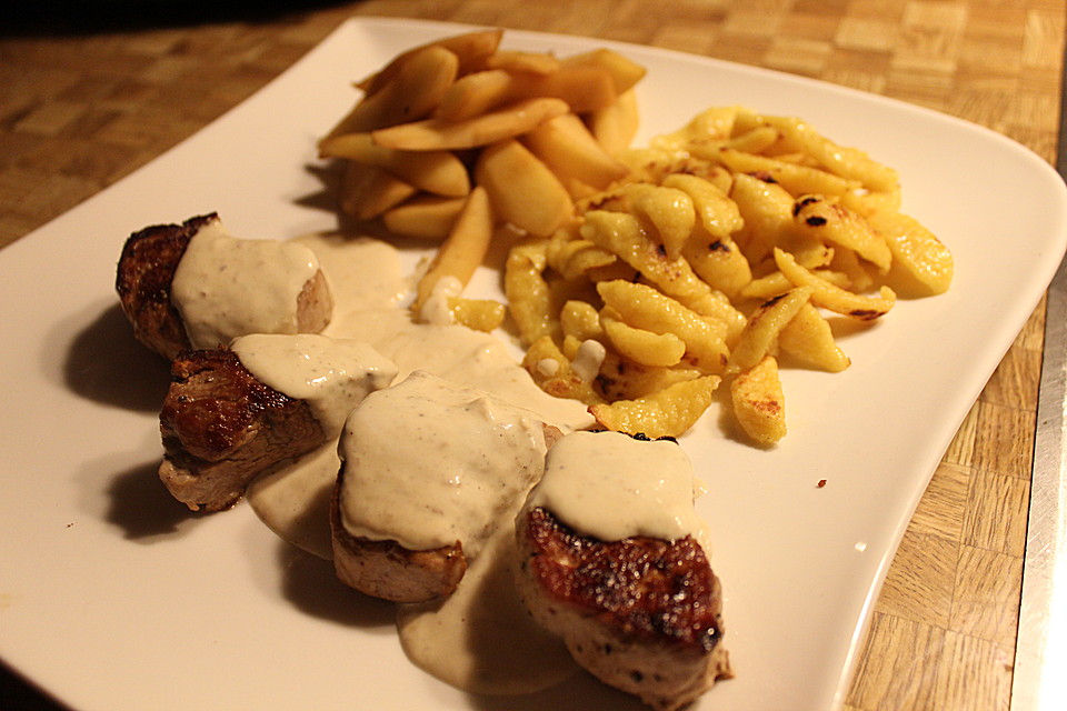 Schweinefilet mit Äpfeln in Calvados - Sauce | Chefkoch