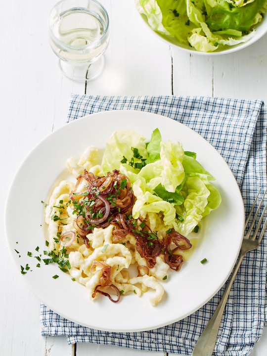 Cremige Käsespätzle, mit Röstzwiebeln von artshy | Chefkoch