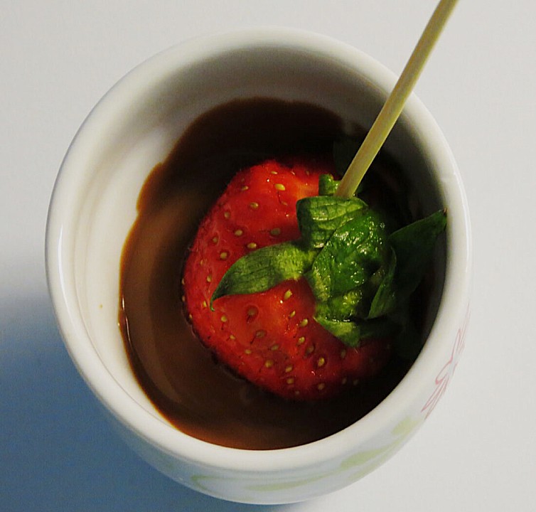 Schoko - Erdbeeren - Ein schönes Rezept | Chefkoch