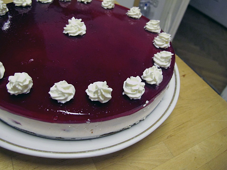 Quark - Pfirsich - Sahne - Torte von paehm | Chefkoch