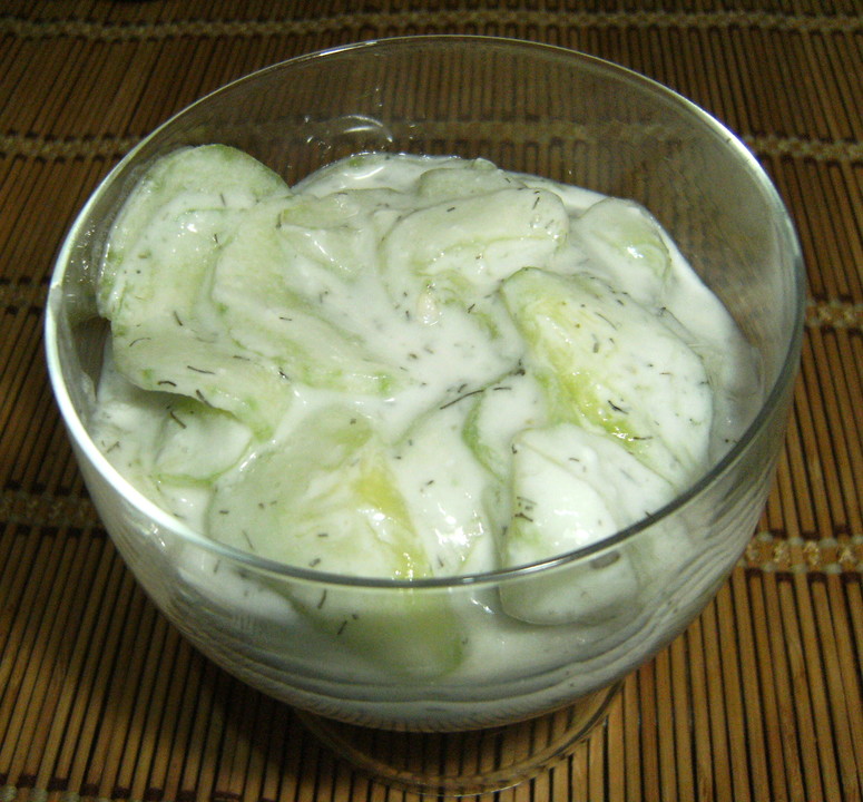 Gurkensalat an Sahne - Dill - Soße von Maja72 | Chefkoch