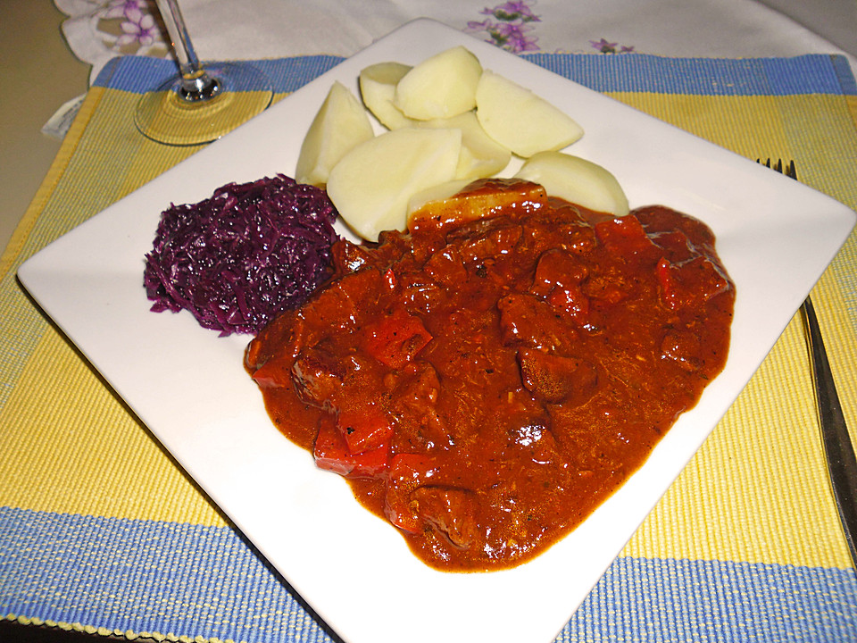Ungarisches Paprika - Gulasch von die_krümel | Chefkoch
