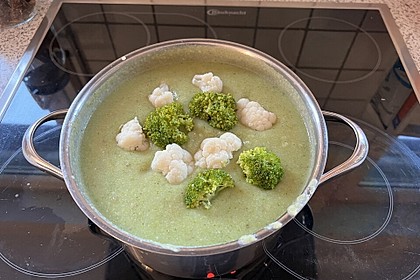 Blumenkohl - Brokkoli - Suppe (Bild)