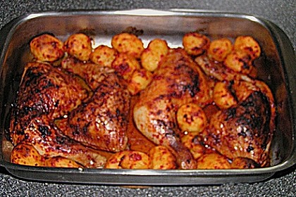 Feurige Hähnchenschenkel - Kartoffelpfanne (Bild)