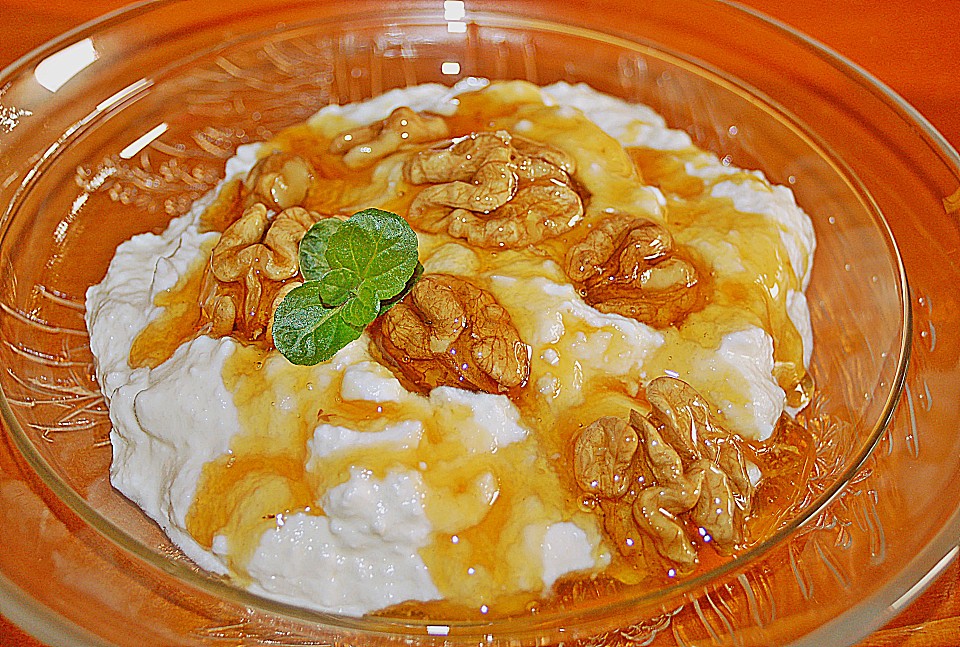 Griechischer Joghurt mit Honig und Walnüssen von Bananinchen | Chefkoch