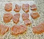 Schweinefilet auf Süßkartoffelpüree mit Lebkuchenjus und Rosenkohl (Bild)