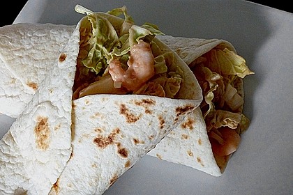 Wrap mit Chinakohl und Shrimps (Bild)