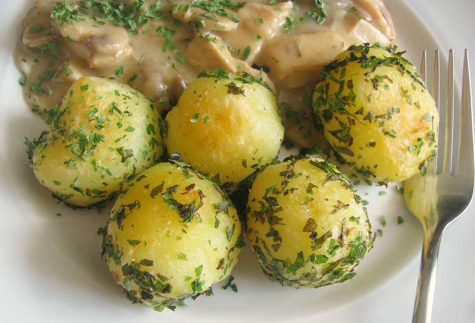 Gebratene Kartoffeln mit Kräutern von Basteluhu | Chefkoch