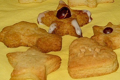 Kekse oder Plätzchen zum Ausstechen (Bild)