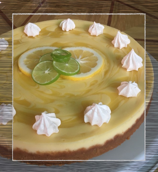 Cheesecake mit Lemon Curd Füllung von pinktroublebee | Chefkoch