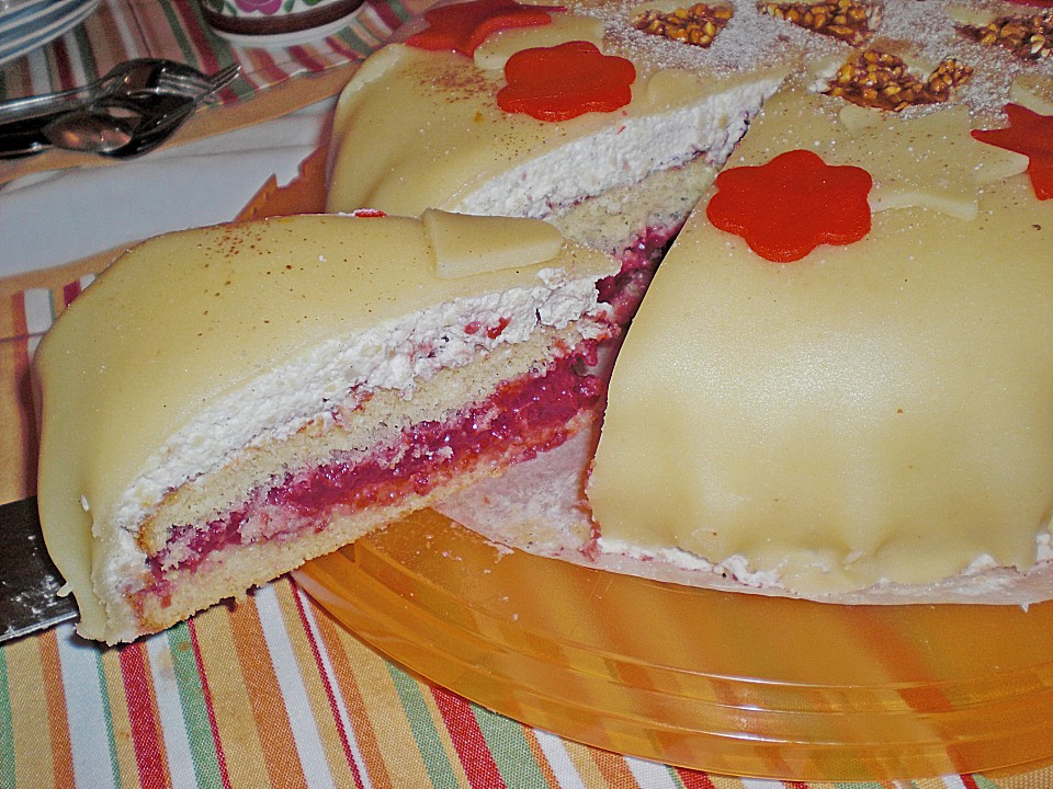 Marzipan - Haselnuss - Torte von Sandra0484 | Chefkoch