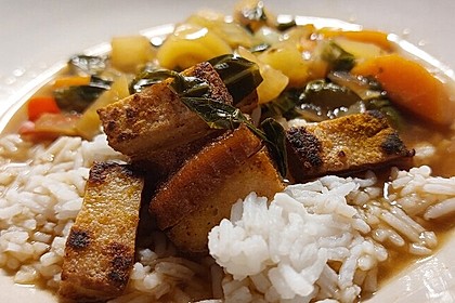 Asiatisches Wok-Gemüse mit Tofu (Bild)
