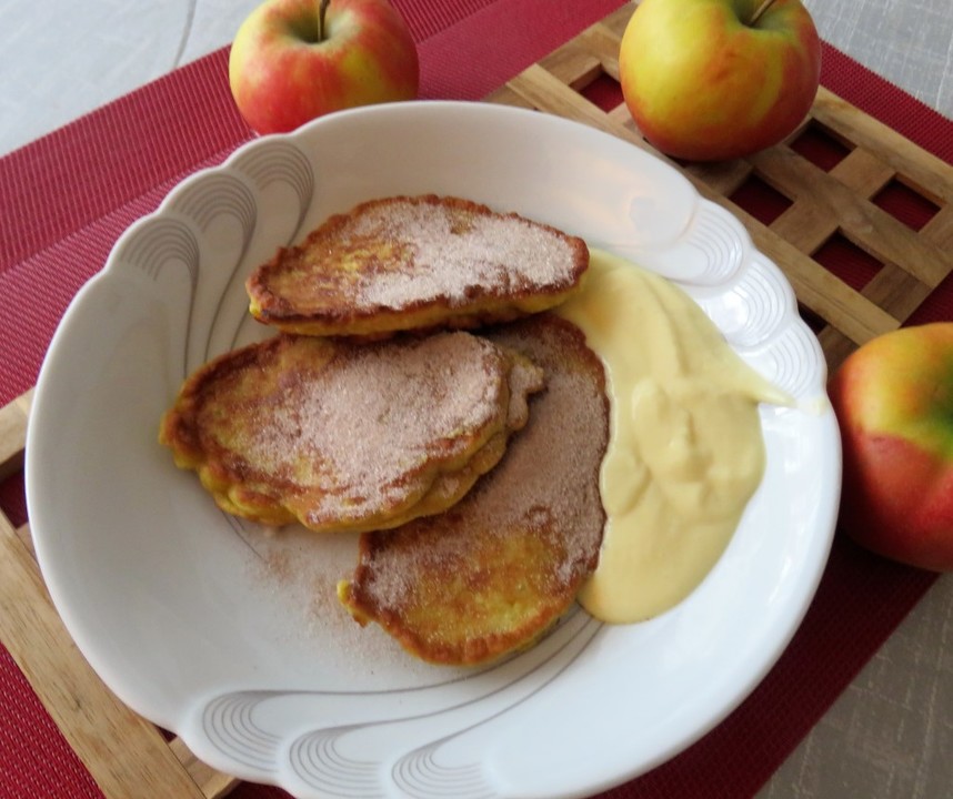 Pfannkuchen mit Äpfeln von Dröppelminna | Chefkoch