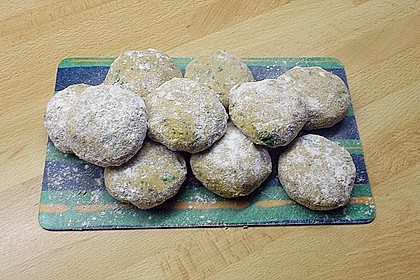 Falafel aus rohen Kichererbsen (Bild)