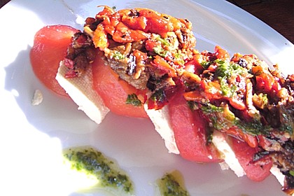 Tomatensalat à la Caprese (Bild)