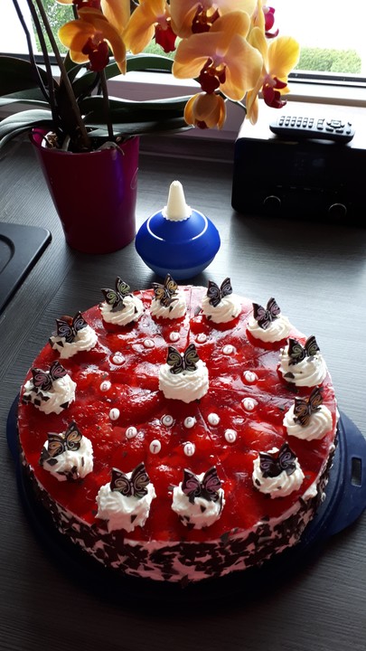 Erdbeerkuchen mit Schmand - Vanillecreme von Loeckchen87 | Chefkoch Erdbeerkuchen mit Schmand - Vanillecreme von Loeckchen87 | Chefkoch