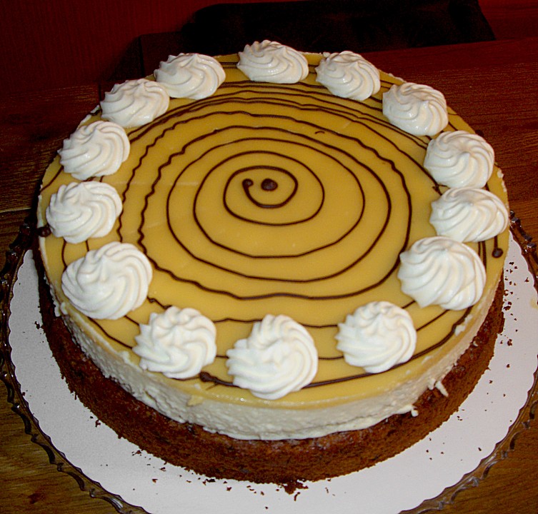 Eierlikör - Sahne - Torte von pusteblume083 | Chefkoch