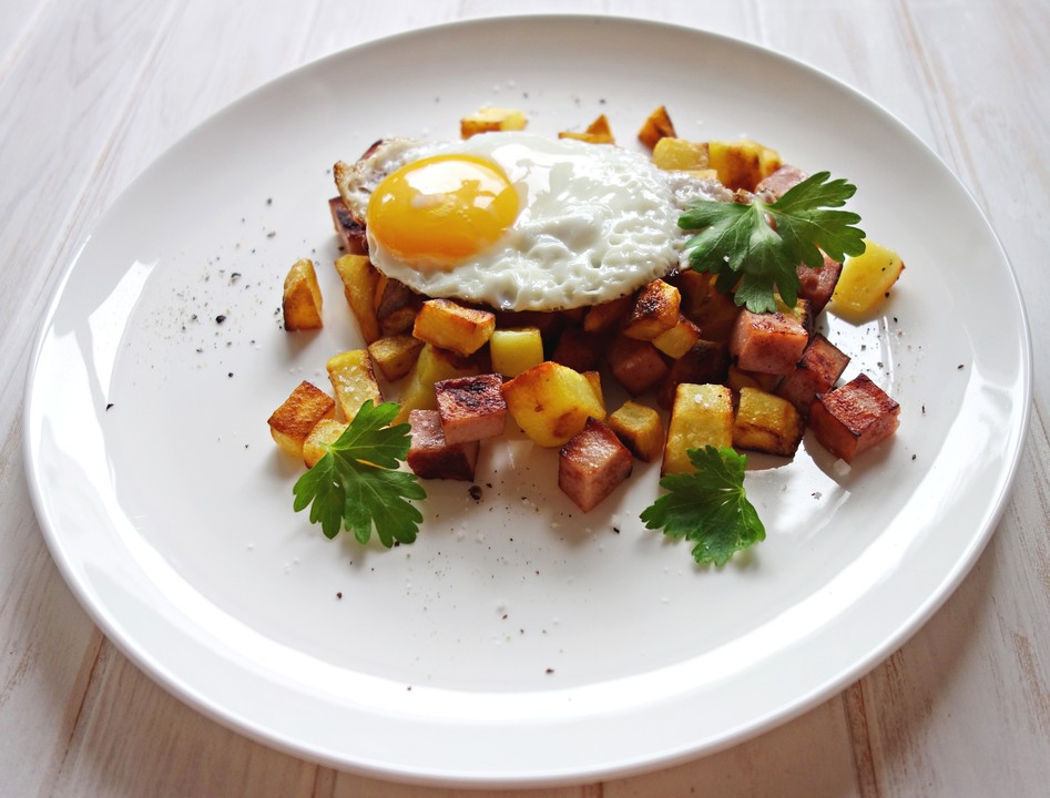 Leberkäse - Kartoffeln mit Ei von HasieMausie | Chefkoch Leberkäse - Kartoffeln mit Ei von HasieMausie | Chefkoch