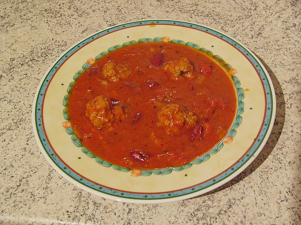 Feurige Tomatensuppe mit Hackbällchen von alina1st | Chefkoch