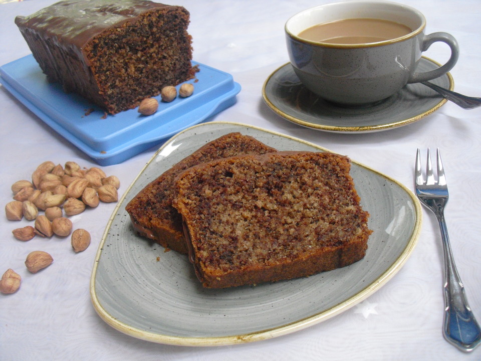 Haselnuss - Eierlikör - Kuchen von Stefanie2110 | Chefkoch