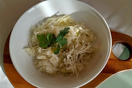 Schwäbischer Krautsalat (Bild)